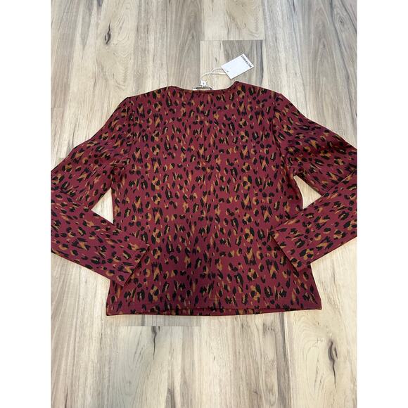 NWT! WALTER BAKER Size Large Women's Maroon Fitted Sylvie Long Sleeve Top/Shirt - Picture 5 of 5